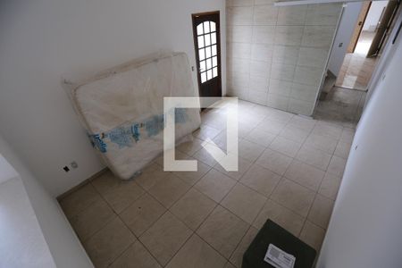 Sala de casa à venda com 3 quartos, 220m² em Jardim Taboão, São Paulo