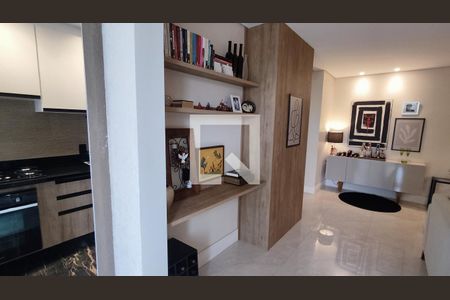 Sala de apartamento à venda com 2 quartos, 70m² em Jardim Tereza Cristina, Jundiaí
