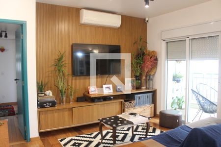 Sala de TV de apartamento à venda com 3 quartos, 156m² em Vila Romana, São Paulo