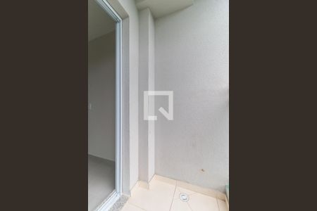 Varanda da Sala de apartamento para alugar com 2 quartos, 46m² em Botujuru, Mogi das Cruzes