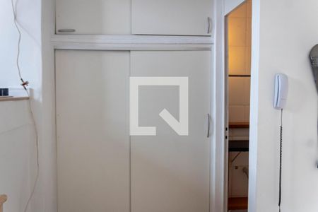 Banheiro de apartamento para alugar com 1 quarto, 45m² em Vila Tramontano, São Paulo