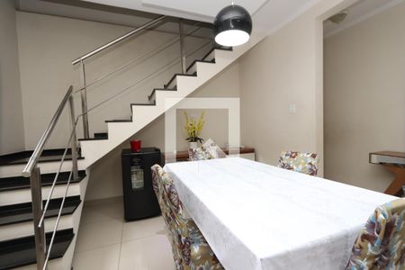 Sala de casa à venda com 3 quartos, 150m² em Vila California, São Paulo