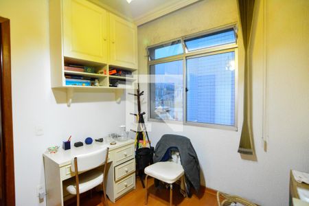 Quarto 2 de apartamento à venda com 4 quartos, 180m² em Buritis, Belo Horizonte