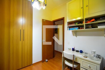 Quarto 2 de apartamento à venda com 4 quartos, 180m² em Buritis, Belo Horizonte