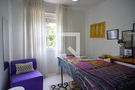 Quarto 2 de apartamento para alugar com 2 quartos, 75m² em Jardim Itu, Porto Alegre