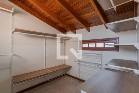 Suíte de casa à venda com 3 quartos, 250m² em Parque Santa Fé, Porto Alegre