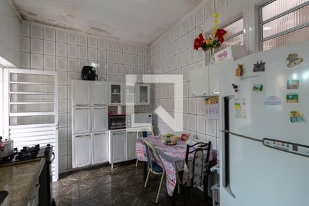 Casa 2 Cozinha de casa à venda com 2 quartos, 240m² em Vila Ré, São Paulo