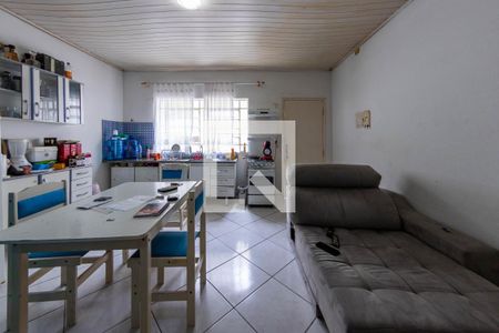 Sala  de casa à venda com 5 quartos, 262m² em Vila Prudente, São Paulo