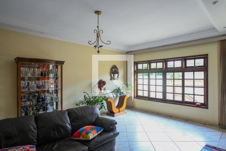 Sala de casa para alugar com 3 quartos, 300m² em Jardim Maria Estela, São Paulo