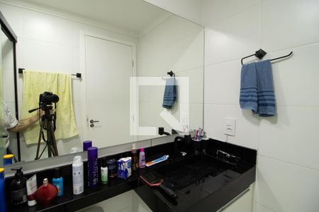 Apartamento à venda com 44m², 2 quartos e 1 vaga Apartamento à venda com 44m², 2 quartos e 1 vagaBanheiro