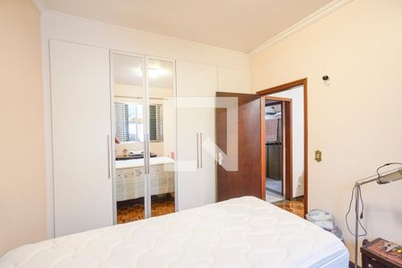 Quarto 01 de casa para alugar com 2 quartos, 180m² em Cidade Mãe do Céu, São Paulo