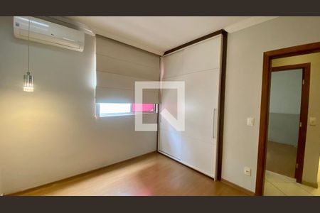 Quarto Suíte de apartamento à venda com 2 quartos, 158m² em Nova Suíça, Belo Horizonte
