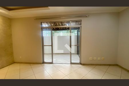 Sala de apartamento à venda com 2 quartos, 158m² em Nova Suíça, Belo Horizonte