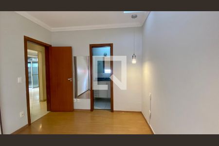 Quarto Suíte de apartamento à venda com 2 quartos, 158m² em Nova Suíça, Belo Horizonte