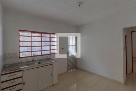 Casa para alugar com 1 quarto, 29m² em Vila Carmosina, São Paulo