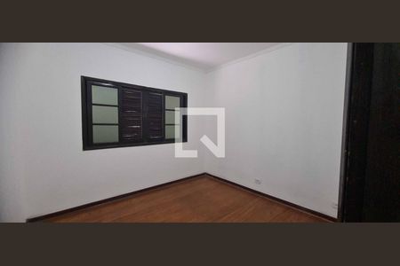 Quarto 1 de casa para alugar com 3 quartos, 250m² em Vila Pires, Osasco