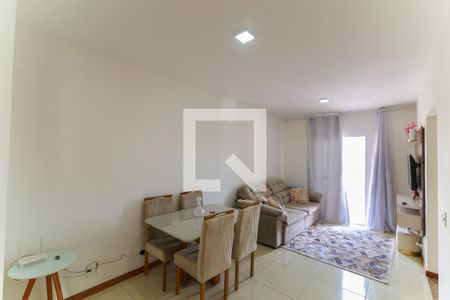 Sala de apartamento para alugar com 2 quartos, 60m² em Parque Pinheiros, Taboão da Serra