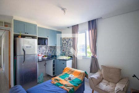 Sala/Cozinha de apartamento para alugar com 2 quartos, 40m² em Itaquera, São Paulo