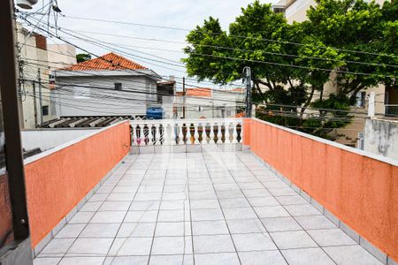 Casa à venda com 151m², 3 quartos e 2 vagas Casa à venda com 151m², 3 quartos e 2 vagasSacada
