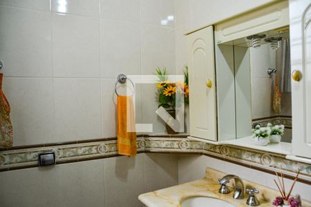 Casa à venda com 151m², 3 quartos e 2 vagas Casa à venda com 151m², 3 quartos e 2 vagasBanheiro Suite 2