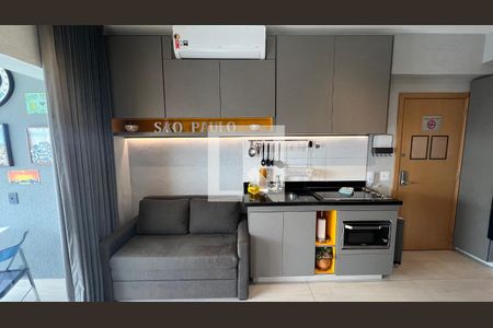 Cozinha e sala  de kitnet/studio para alugar com 1 quarto, 37m² em Pinheiros, São Paulo