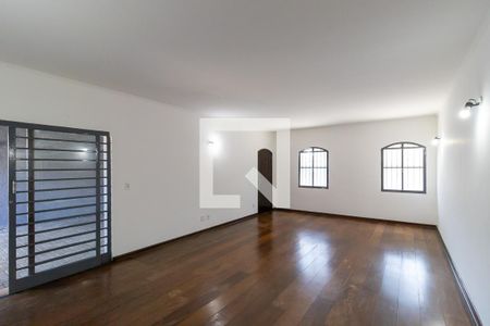 Sala de casa para alugar com 6 quartos, 250m² em Cidade Universitária, Campinas