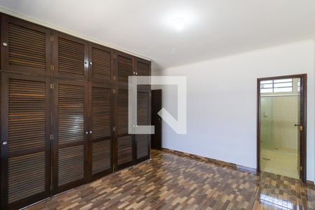 Quarto 1 - Suíte de casa para alugar com 6 quartos, 250m² em Cidade Universitária, Campinas