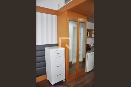 Studio à venda com 35m², 1 quarto e 1 vaga Studio à venda com 35m², 1 quarto e 1 vagaQuarto - Quarda roupa