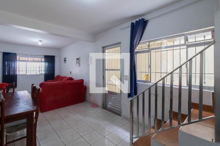 Sala de casa para alugar com 3 quartos, 250m² em Jardim Adriana, Guarulhos