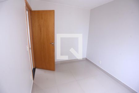 Quarto 1 de apartamento para alugar com 2 quartos, 45m² em Setor Industrial (taguatinga), Brasília