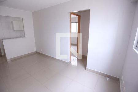 Sala de apartamento para alugar com 2 quartos, 45m² em Setor Industrial (taguatinga), Brasília