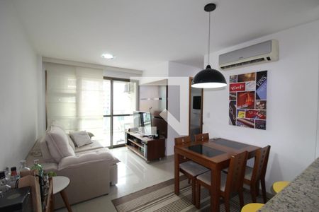 Sala de apartamento à venda com 3 quartos, 77m² em Jacarepaguá, Rio de Janeiro