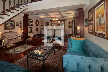 Sala de casa à venda com 5 quartos, 640m² em Três Figueiras, Porto Alegre