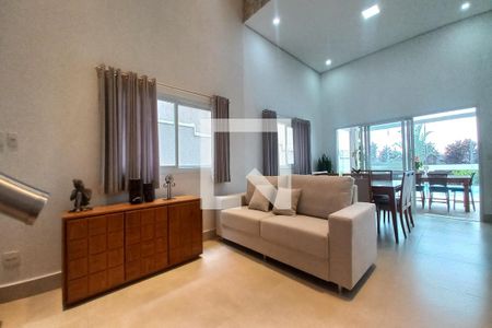 Casa de condomínio à venda com 260m², 3 quartos e 4 vagasSala
