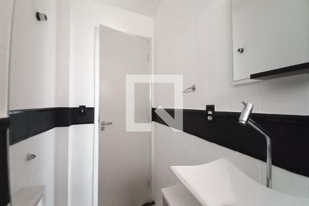 Banheiro de apartamento à venda com 1 quarto, 55m² em Botafogo, Campinas