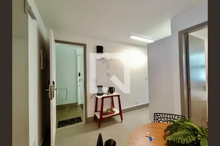 Sala de apartamento para alugar com 2 quartos, 55m² em Ipanema, Rio de Janeiro