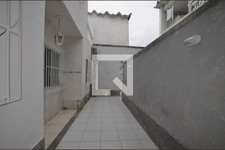 Varanda da Sala de casa para alugar com 3 quartos, 90m² em Marechal Hermes, Rio de Janeiro