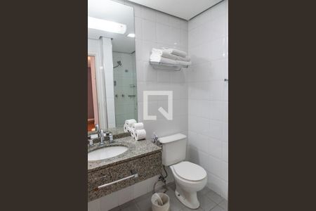 Studio para alugar com 36m², 1 quarto e 1 vaga Studio para alugar com 36m², 1 quarto e 1 vagaBanheiro