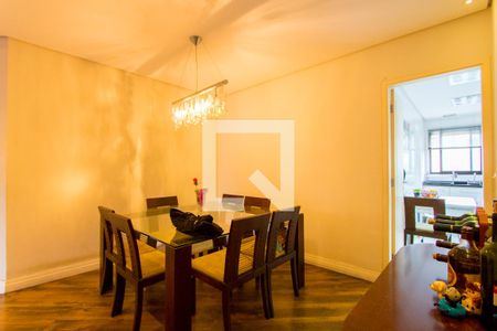 Sala de apartamento à venda com 3 quartos, 112m² em Vila Bastos, Santo André