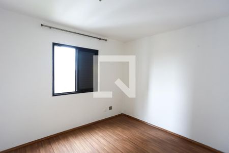 quarto 1 de apartamento à venda com 2 quartos, 65m² em Jardim Henriqueta, Taboão da Serra