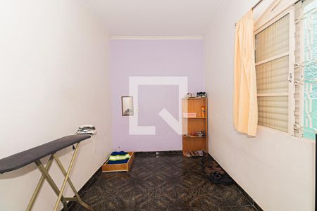 Quarto de casa à venda com 2 quartos, 200m² em Vila Nivi, São Paulo
