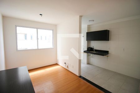 Sala de apartamento para alugar com 2 quartos, 43m² em Colônia (zona Leste), São Paulo