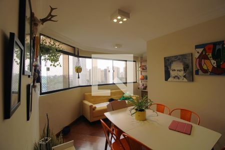 Sala de apartamento à venda com 2 quartos, 69m² em Vila Sofia, São Paulo