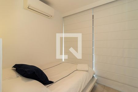 Suíte 1 de apartamento à venda com 2 quartos, 98m² em Vila Nova Conceição, São Paulo