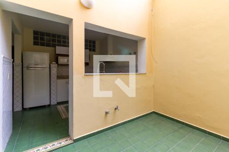 Casa à venda com 430m², 4 quartos e 4 vagas Casa à venda com 430m², 4 quartos e 4 vagasJardim de Inverno
