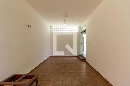 Casa à venda com 430m², 4 quartos e 4 vagas Casa à venda com 430m², 4 quartos e 4 vagasDeposito