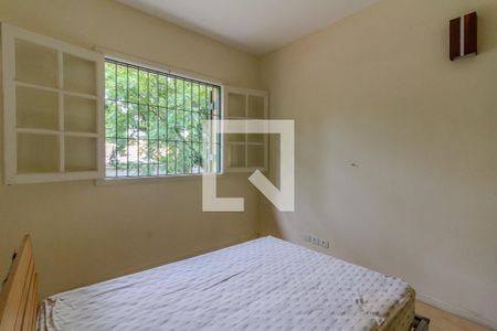 Casa à venda com 430m², 4 quartos e 4 vagas Casa à venda com 430m², 4 quartos e 4 vagasQuarto 4 Suíte