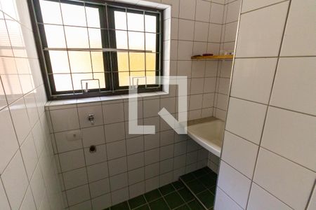 Casa à venda com 430m², 4 quartos e 4 vagas Casa à venda com 430m², 4 quartos e 4 vagasÁrea de Serviço