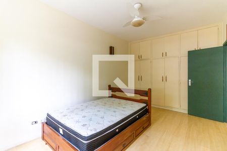 Casa à venda com 430m², 4 quartos e 4 vagas Casa à venda com 430m², 4 quartos e 4 vagasQuarto 3