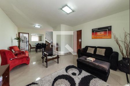 Sala de casa à venda com 4 quartos, 245m² em Vila Dom Pedro I, São Paulo
